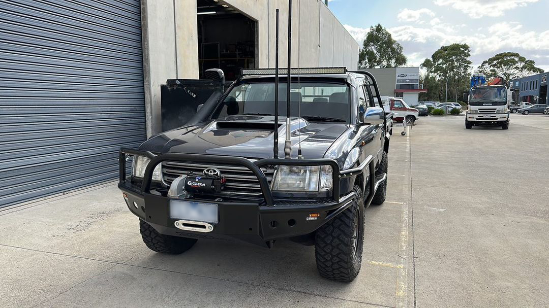 4WD 79 series style V8 Scoop to suit 100 and 105 Series Landcruiser