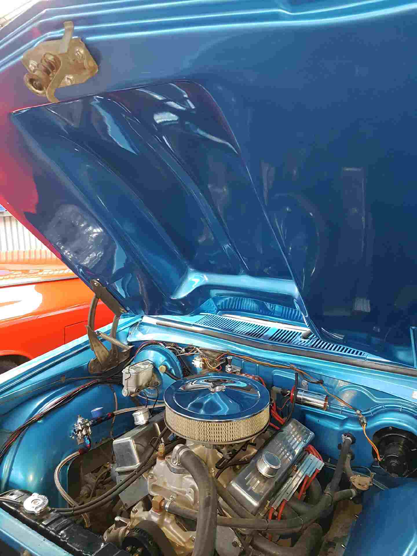 HZ HJ HX WB Custom Bonnet with 4